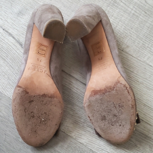 J CREW "ETTA" STUDDED SUEDE BOW FRONT PUMPS. Sz. 7.5. GUC. CUTE!! - Picture 7 of 8